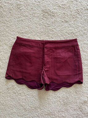 Francescas‎ Women's Harper Marroon Scalloped Hem Shorts
